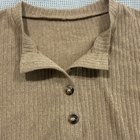 Tan Ribbed Button-Up Sweater - Picture 4 of 4